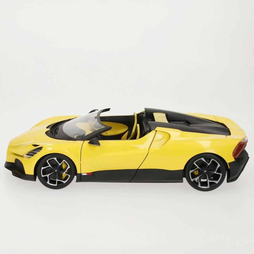 Car Bburago GT Bugatti Mistral 1:18