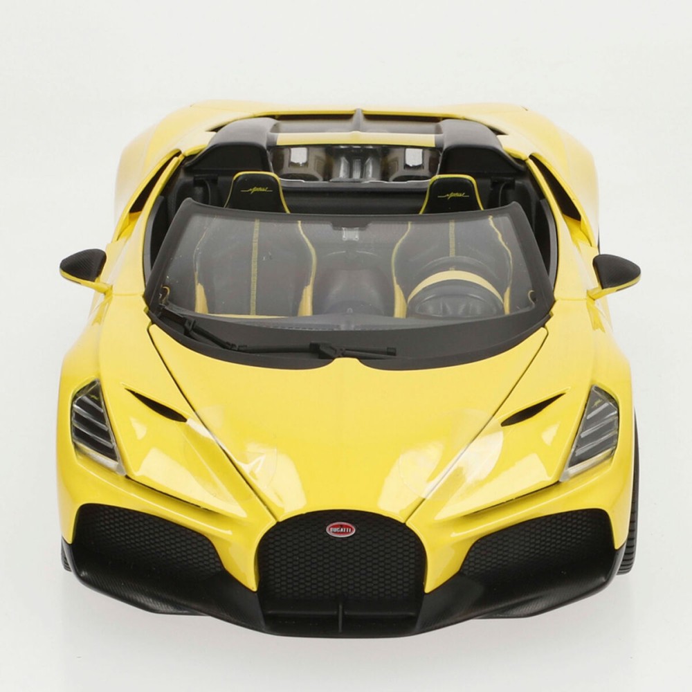 Car Bburago GT Bugatti Mistral 1:18