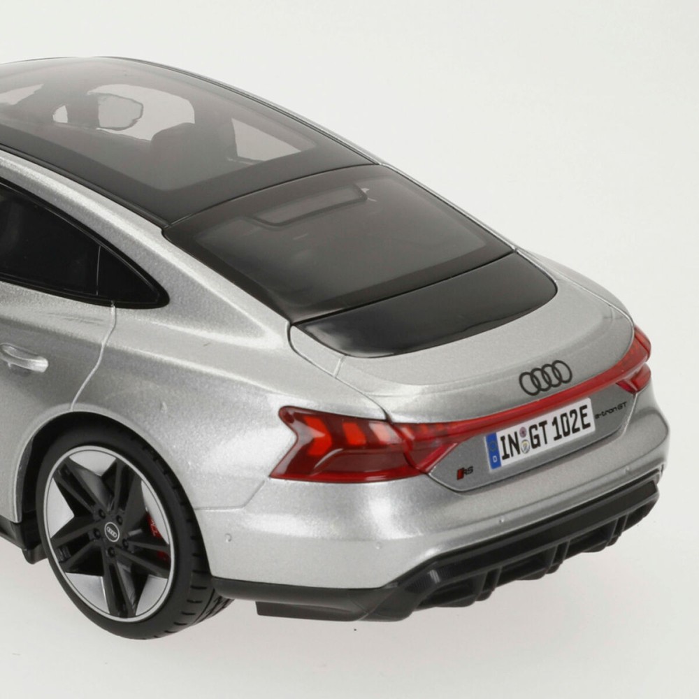 Car Bburago GT-Audi RS E-TRON GT 2022 1:18