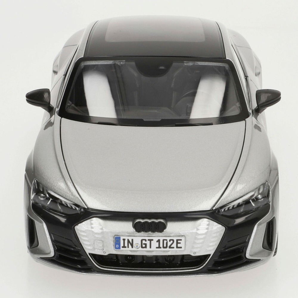 Car Bburago GT-Audi RS E-TRON GT 2022 1:18