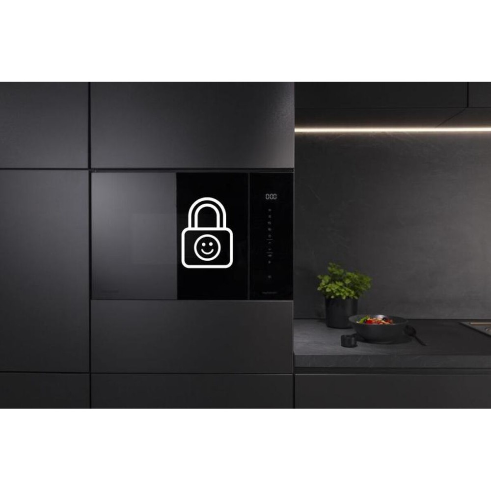 Microwave with Grill Hisense Black 900 W 25 L