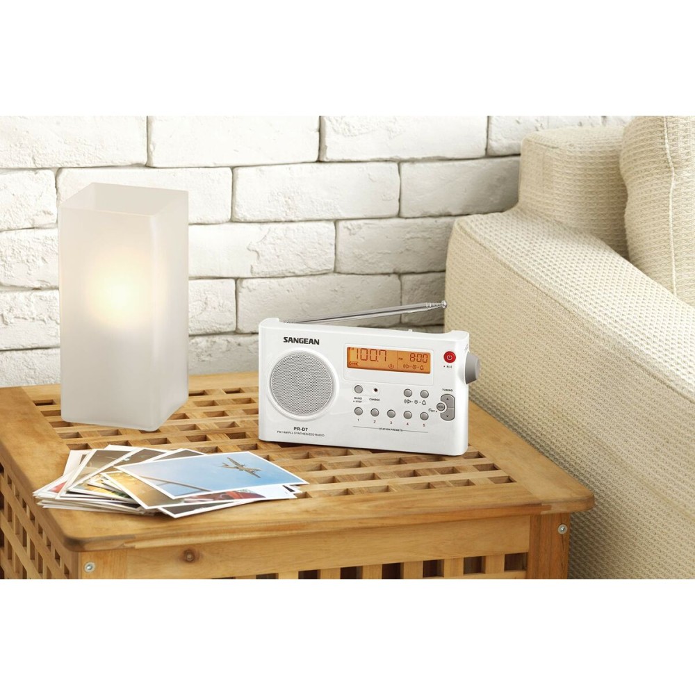 Portable Digital Radio Sangean SPRD7W