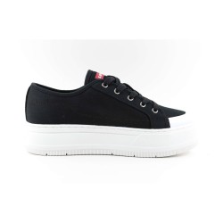 Chaussures casual femme Levi's  MAUI LIGHT VTAM0031T 0003 Noir