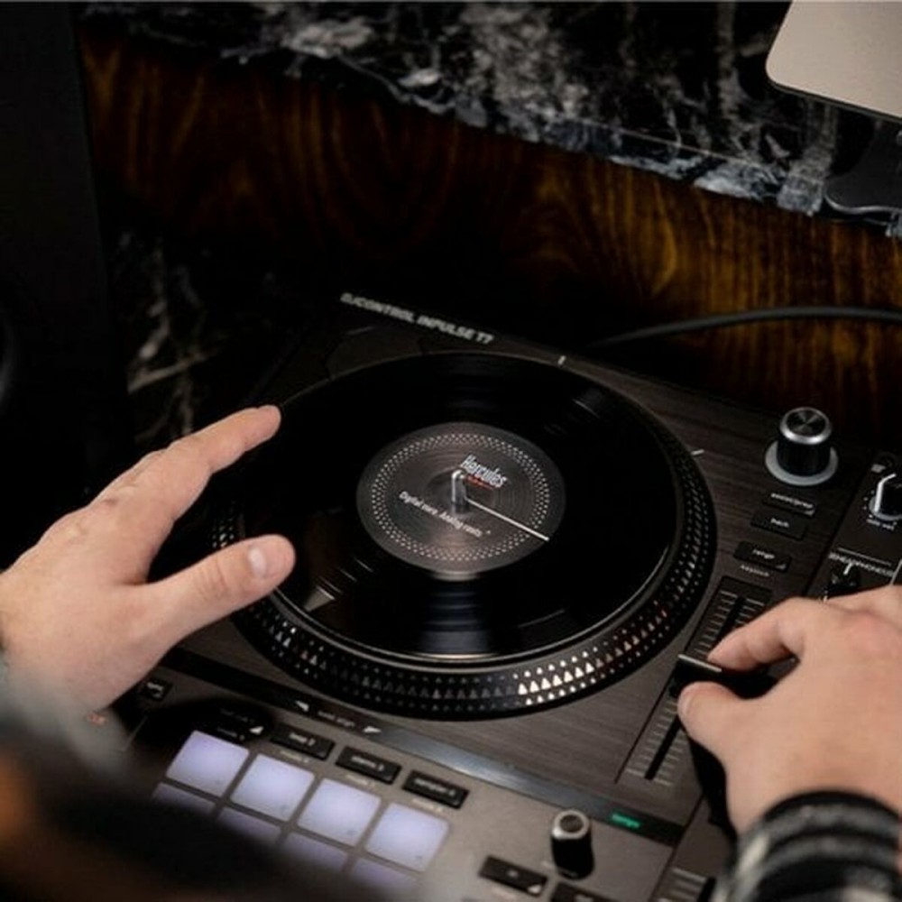 Controller DJ Hercules