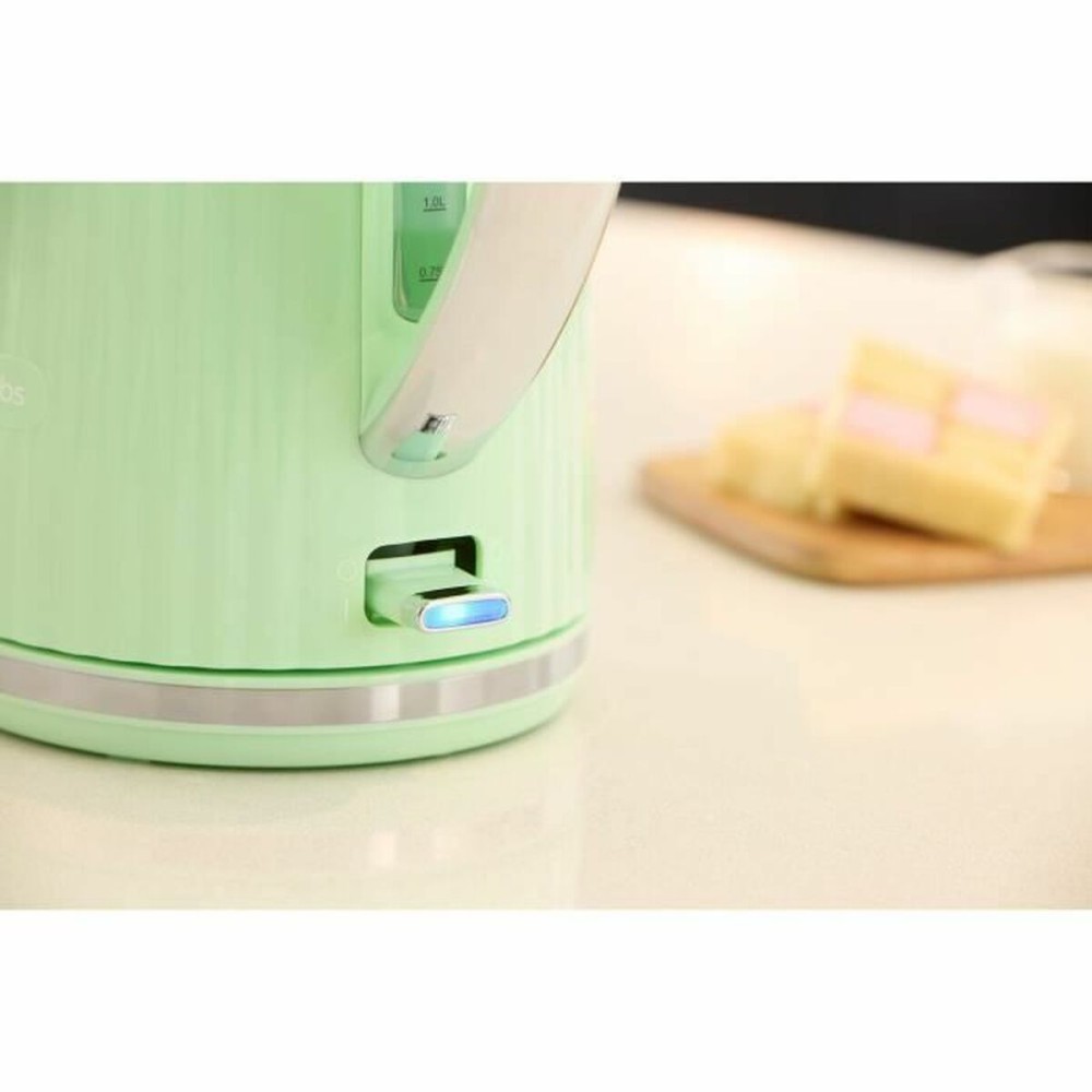 Kettle Russell Hobbs Purple Plastic 2400 W 1,7 L