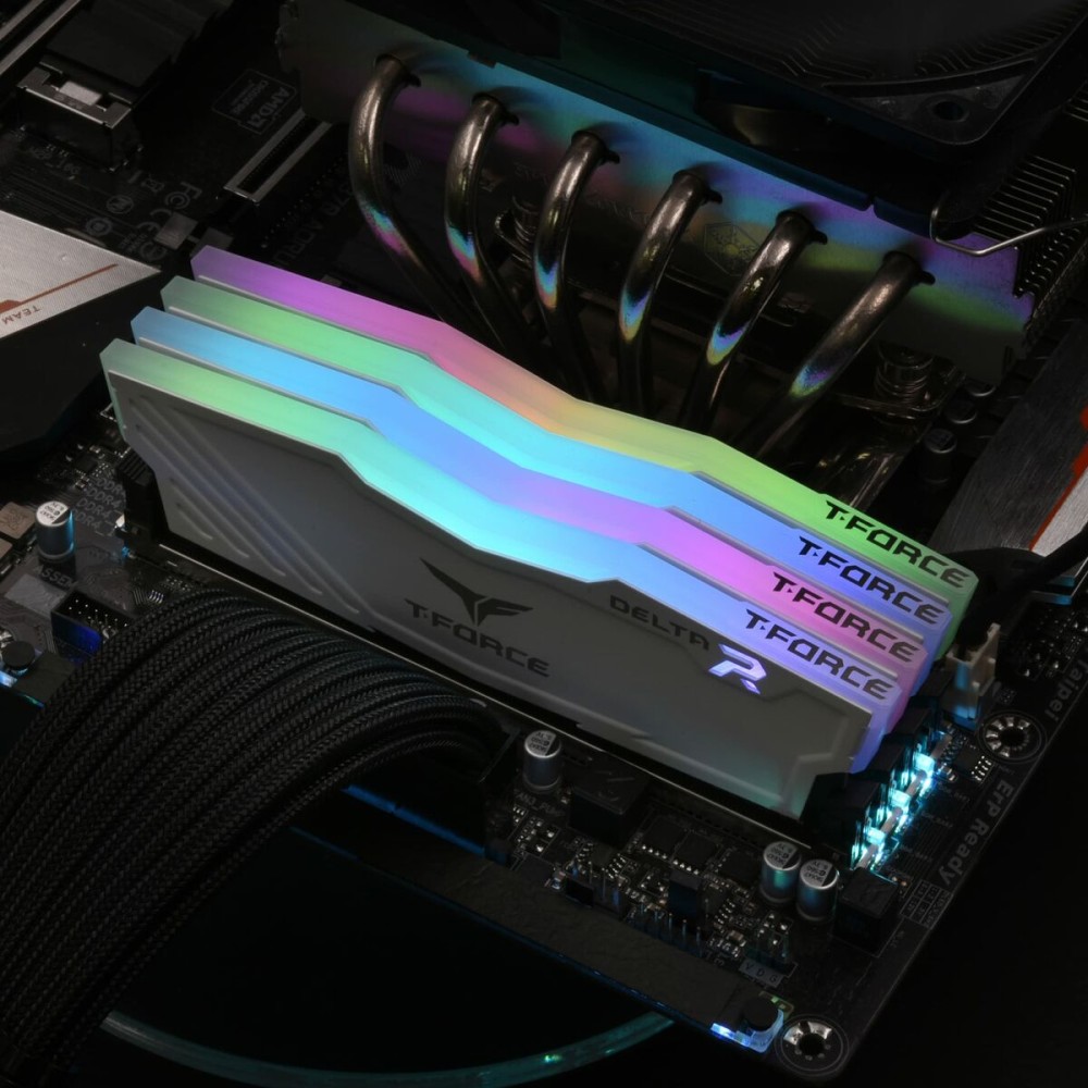Mémoire RAM Team Group TF4D416G3600HC18JDC01 16 GB DDR4 3600 MHz CL42