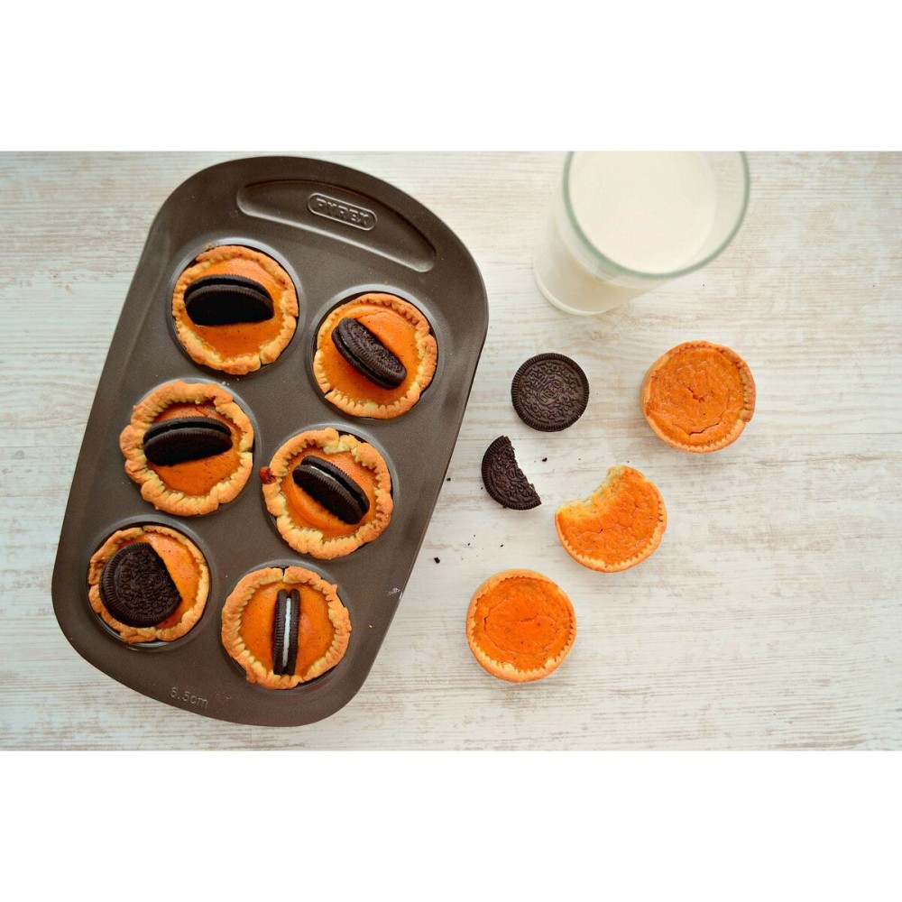 Muffinform Pyrex Braun Metall