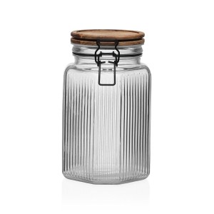 Tin Versa 1,5 L