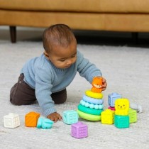 Fluffy toy Infantino