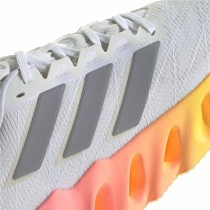 Chaussures de sport pour femme Adidas Switch Fwd 2 Gris