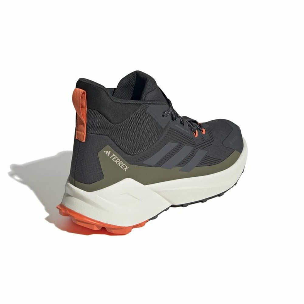Bergstiefel Adidas Terrex Trailmaker 2 Mid Schwarz