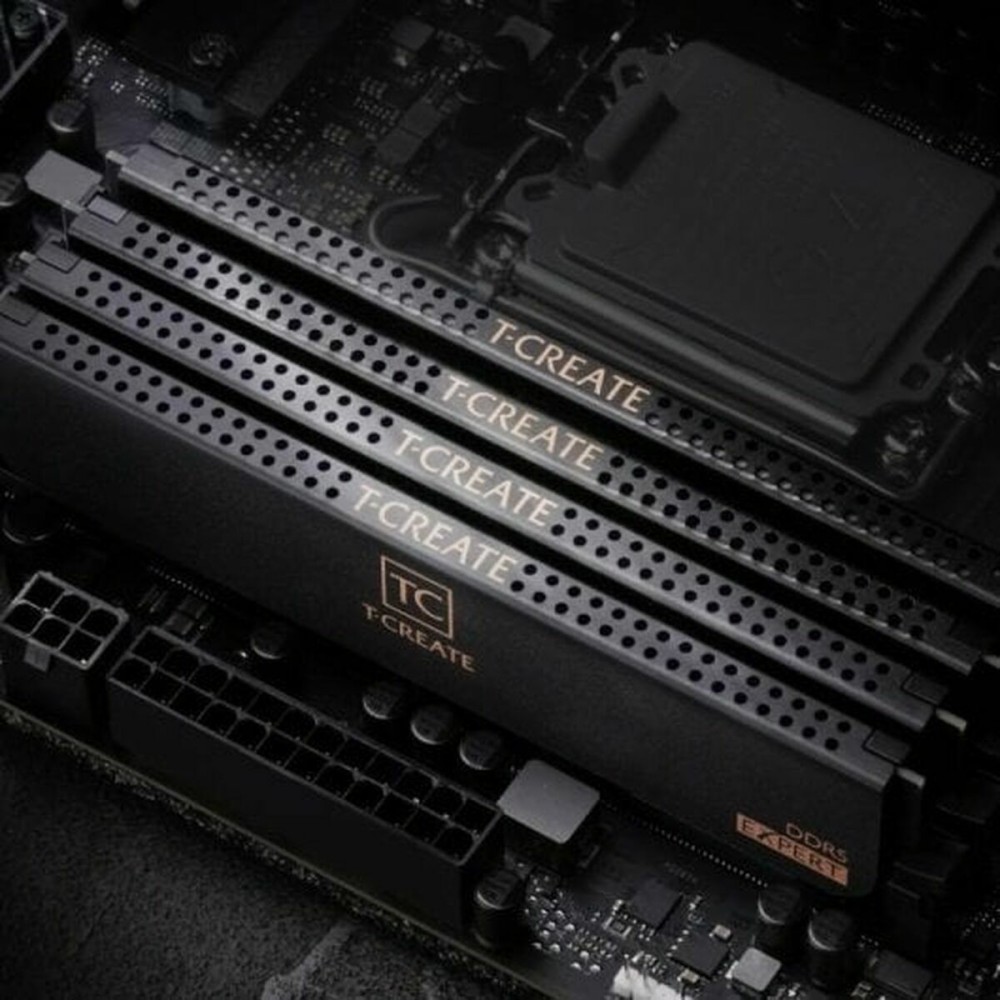 Mémoire RAM Team Group CTCED532G6000HC30DC01 32 GB DDR5 SDRAM DDR5 6000 MHz