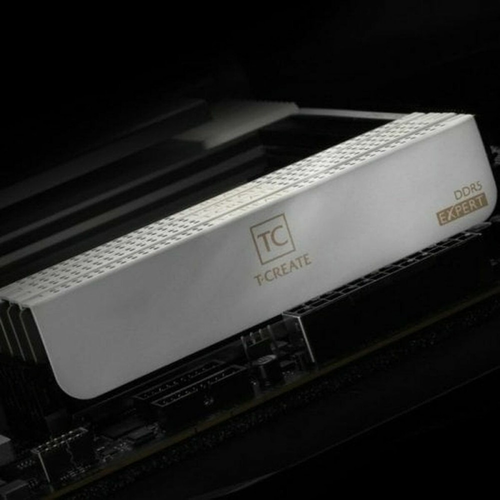 Mémoire RAM Team Group CTCED532G6000HC30DC01 32 GB DDR5 SDRAM DDR5 6000 MHz