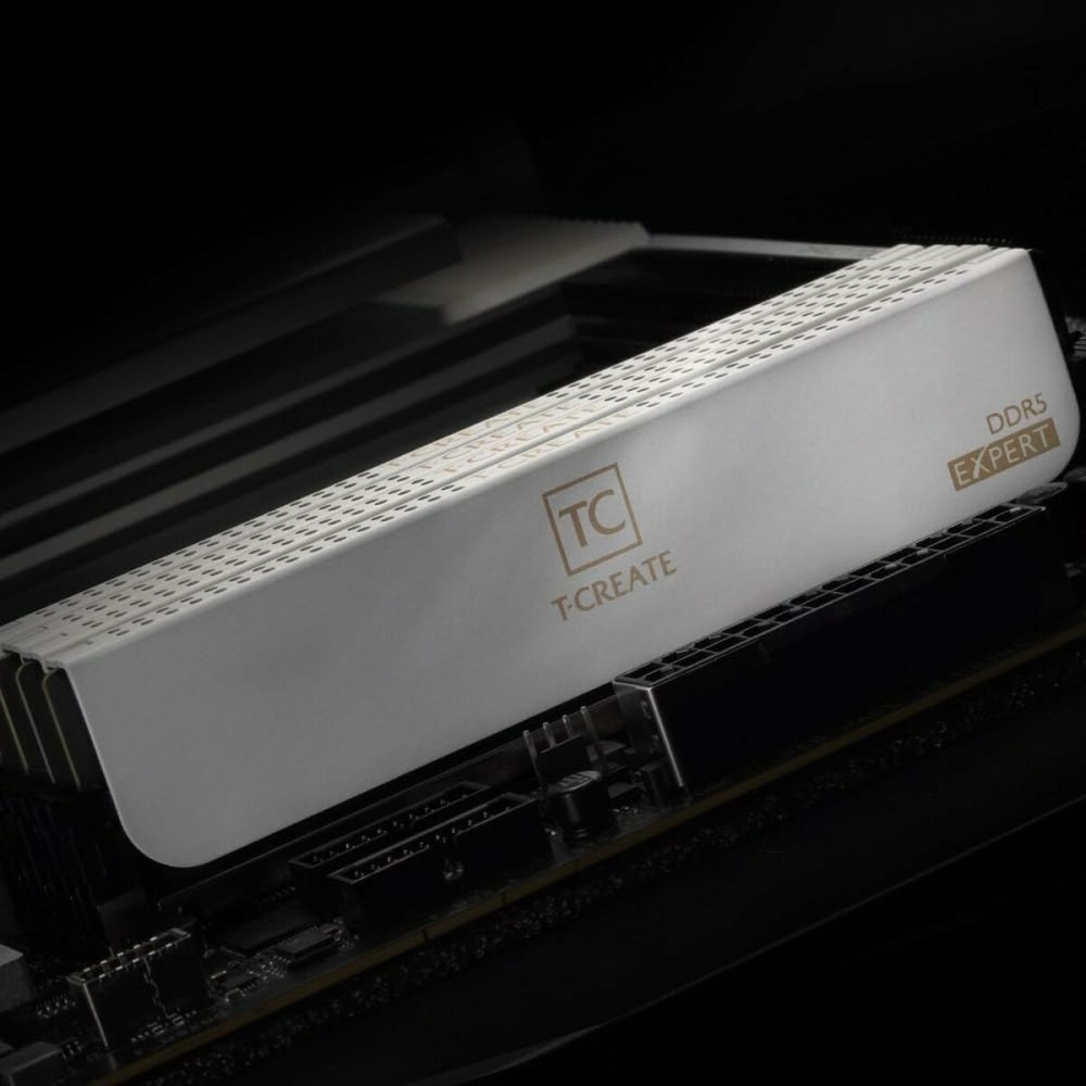 Mémoire RAM Team Group CTCED532G6000HC30DC01 32 GB DDR5 SDRAM DDR5 6000 MHz