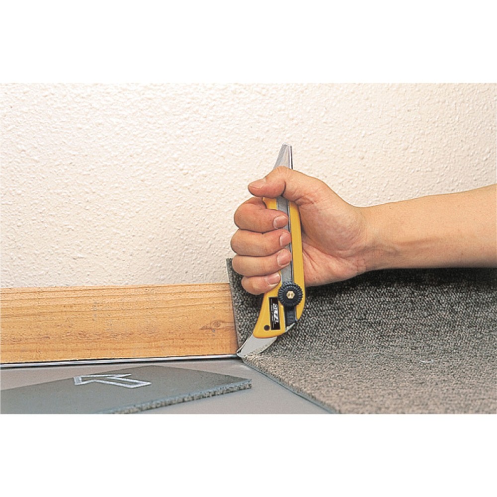 Cutter Olfa 18 mm Black Plastic