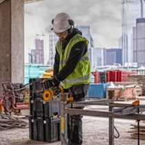 Ponceuse à bande Dewalt DCG418NT-XJ