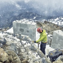 Ponceuse à bande Dewalt DCG418NT-XJ