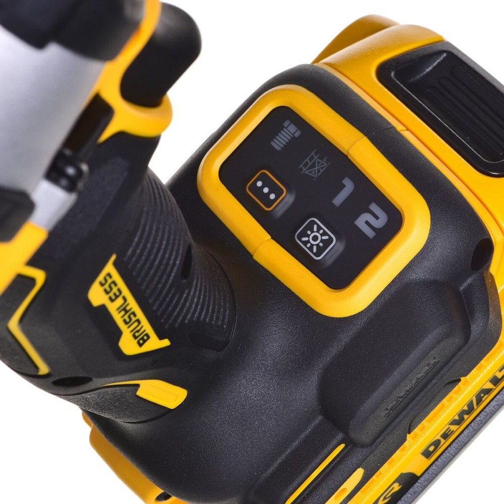 Impact wrench Dewalt DCF921D2T 18 V 406 Nm 610 Nm