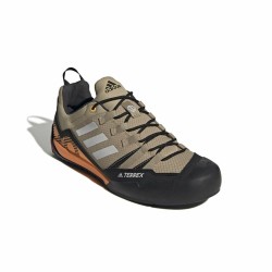 Chaussures de sport pour femme Adidas Terrex Swift Solo Approach Beige