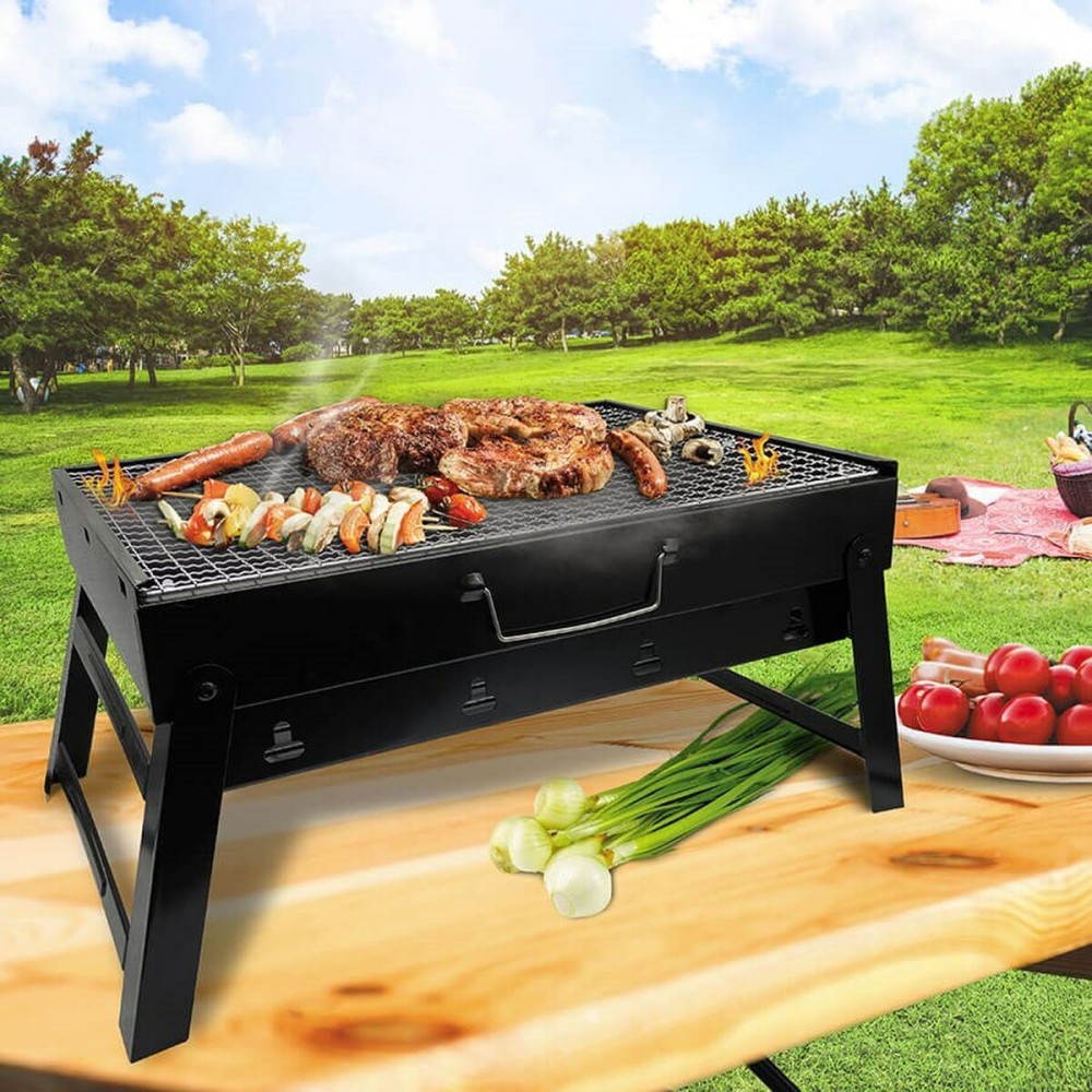 Coal Barbecue with Wheels Feel Maestro MR-1010 Black Metal