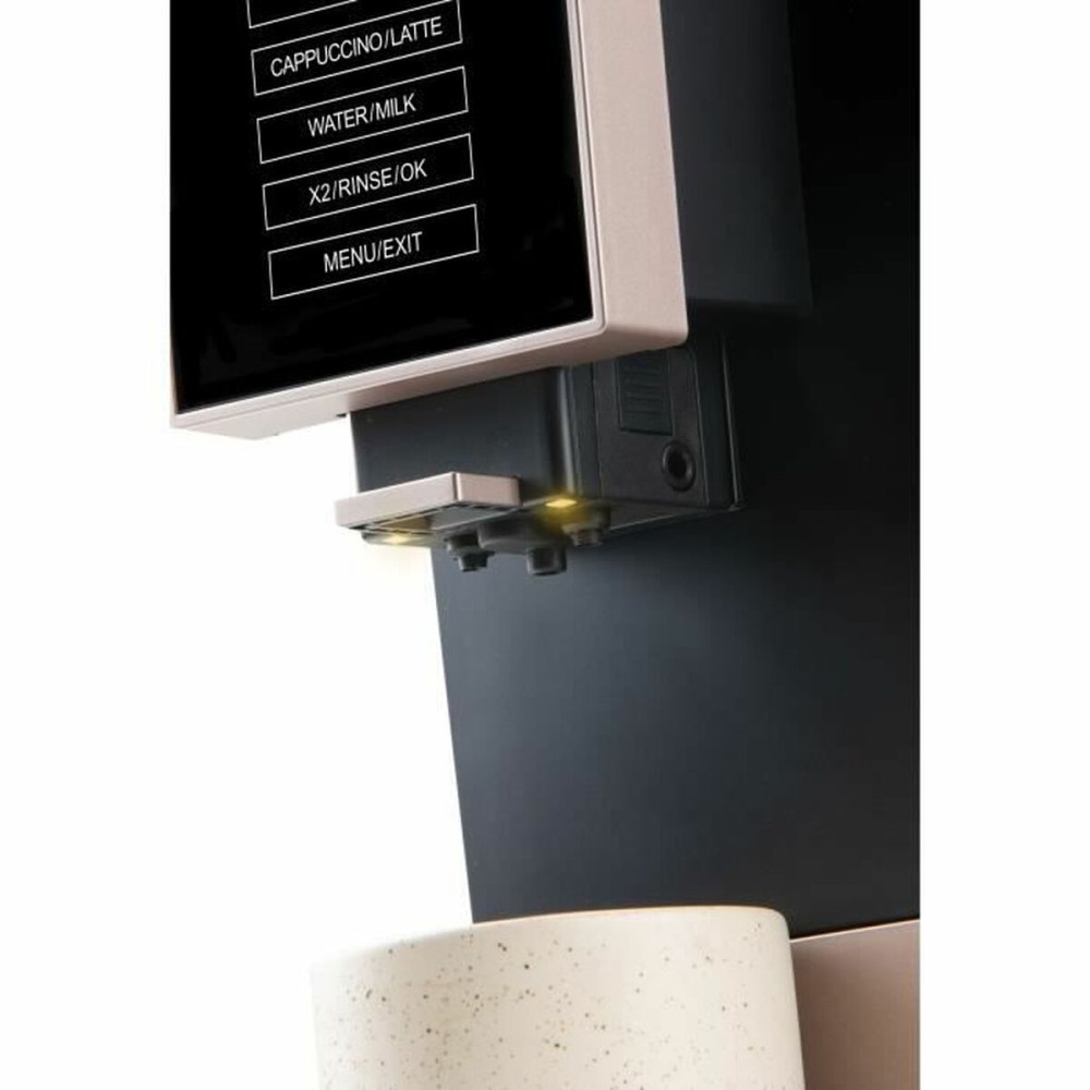 Superautomatische Kaffeemaschine DOMO
