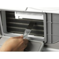 Bébé poupée Electrolux M4YM3002