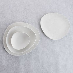 Flat Plate Bidasoa Fosil White Ceramic Oval 28 x 24,8 x 2,5 cm (6 Units)