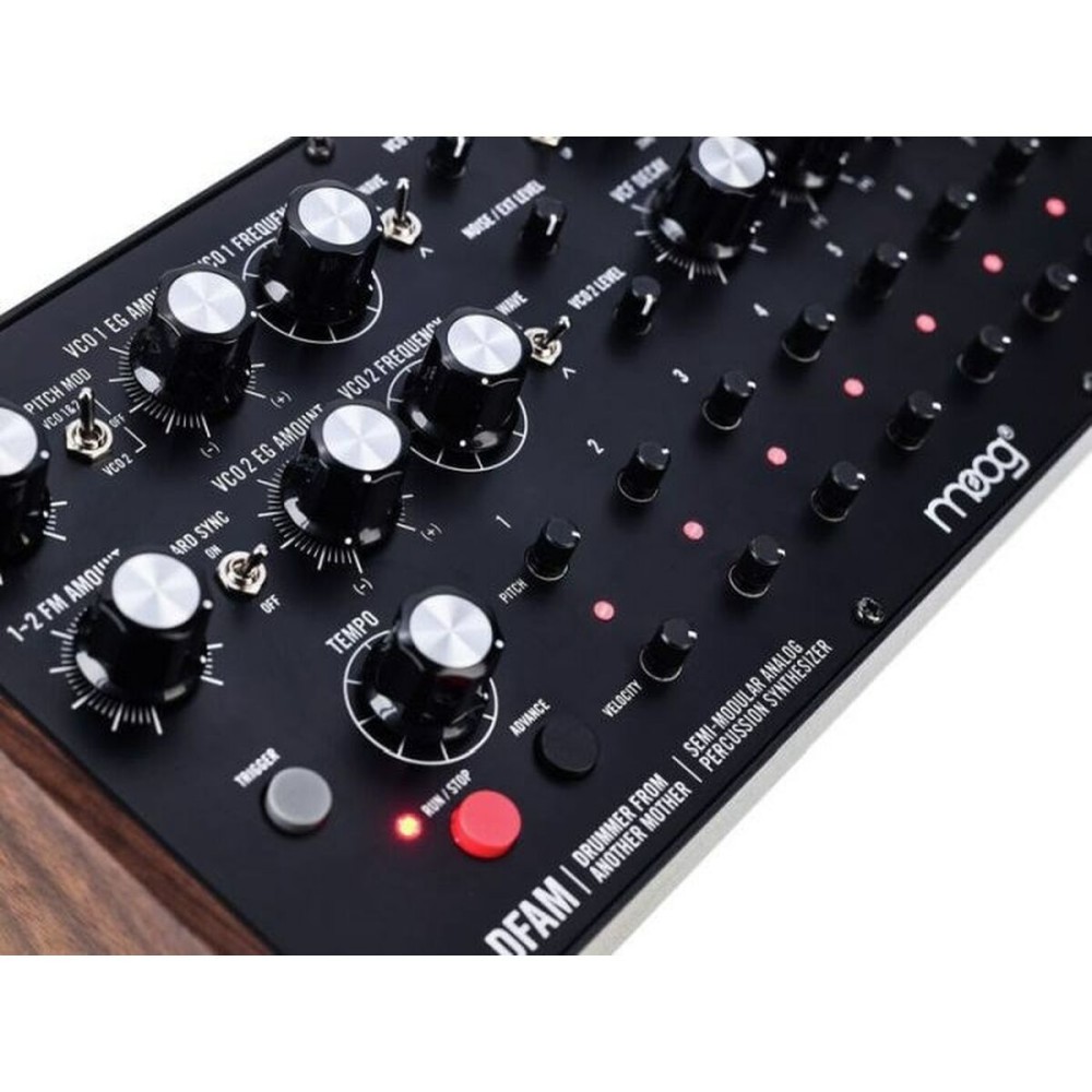 Synthétiseur Moog MOD-DFAM-02