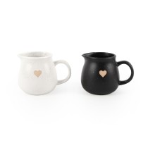 Milk jug Versa