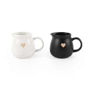 Milk jug Versa