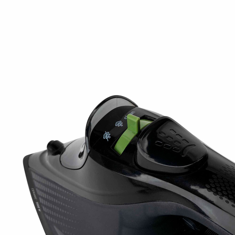 Steam Iron JATA