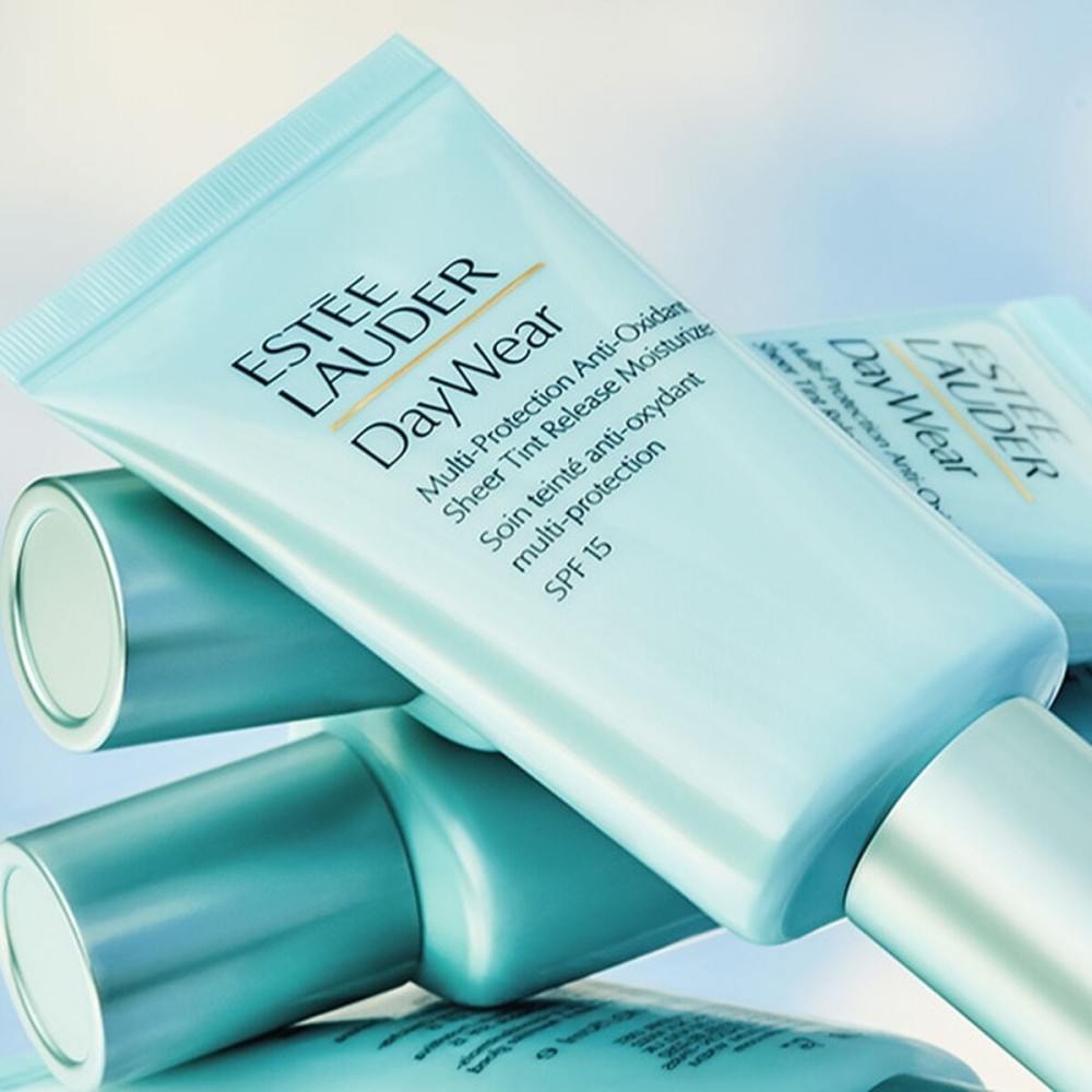 Hydrating Cream with Colour Estee Lauder DAYWEAR Spf 15 30 ml