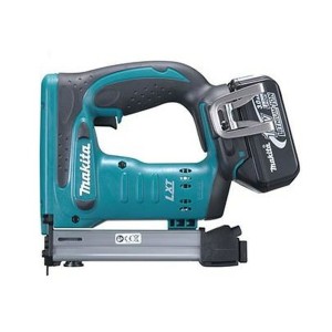 Cloueuse-agrafeuse Makita DST221Z 18 V