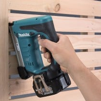 Nail gun-Stapler Makita DST221Z 18 V