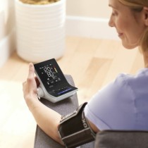 Blutdruckmessgerät für den Oberarm Braun BUA6150WE