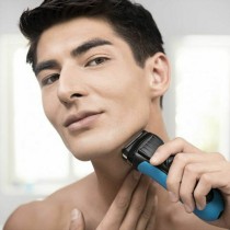 Shaver Braun Series 3 3000S