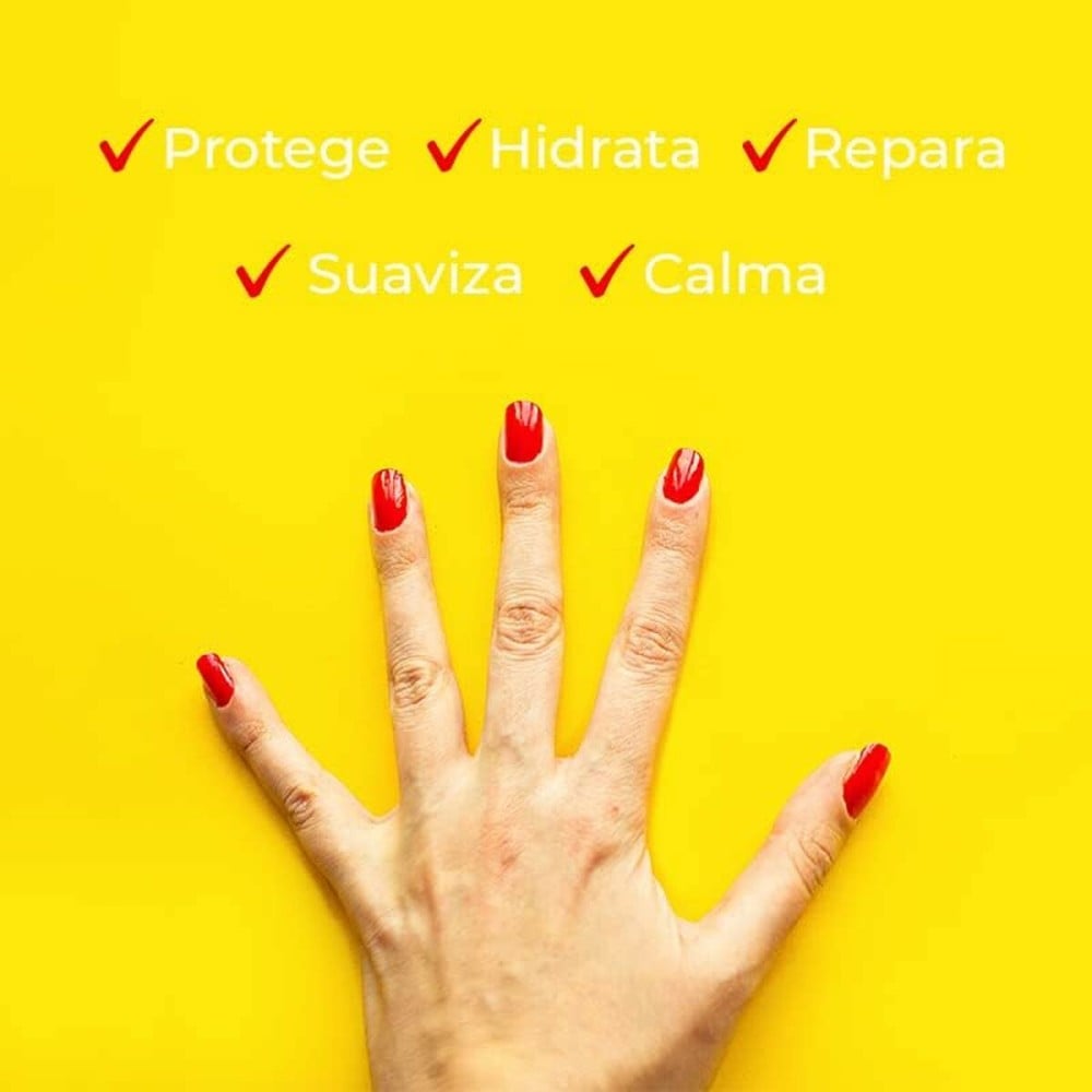 Moisturising Lip Balm Carmex Carmex Strawberry Yellow Red