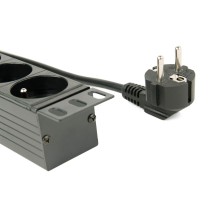 Schuko 19" 8 Steckerleiste mit An/Aus Schalter GEMBIRD EG-PDU-014-F (3 m)