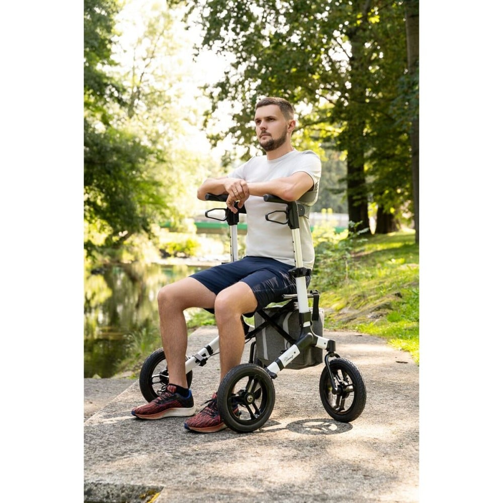Wheeled walking frame Timago RANGER SILVER