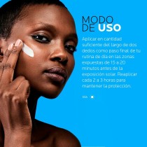 Sun Protection with Colour La Roche Posay Anthelios Uvmune 50 ml White Spf 50 Cream Hydrating Cream with Colour