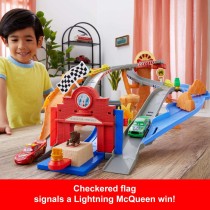 Racetrack Cars