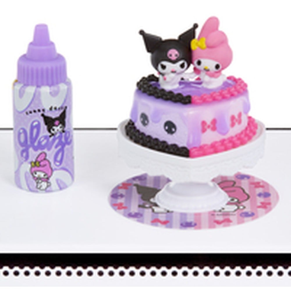 Bold Hello Kitty
