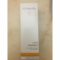 Lait nettoyant Dr. Hauschka Soothing (145 ml)