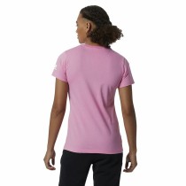 T-shirt à manches courtes femme New Balance Essentials Celebrate Rose