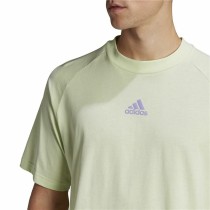 Herren Kurzarm-T-Shirt Adidas Essentials Brandlove Gelb