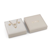 Women's necklace and matching earrings set Guess JUBS05076JWYGT-U Golden