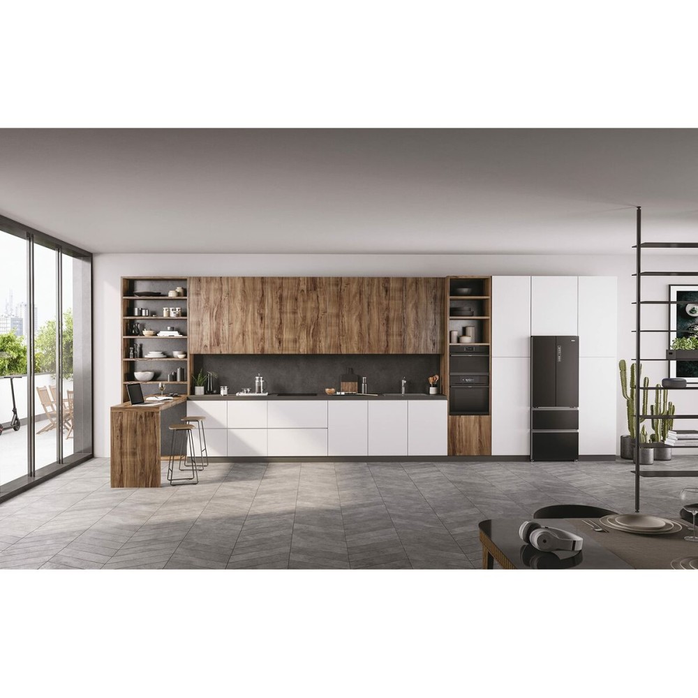 Four Haier HOR45C5FT 900 W 44 L