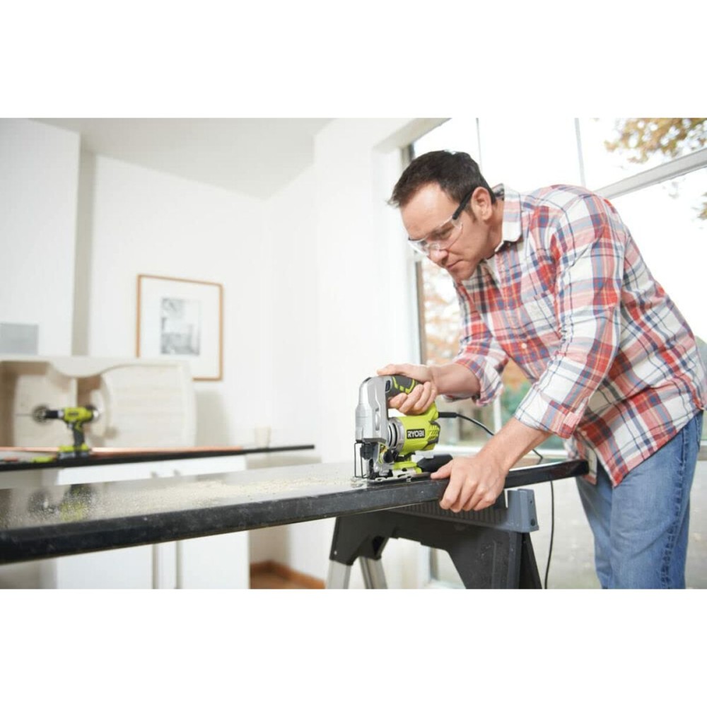 Laubsäge Ryobi 680 W