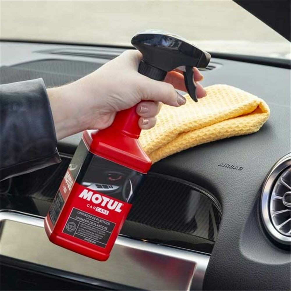 Plastic Cleaner Motul MTL110156 500 ml