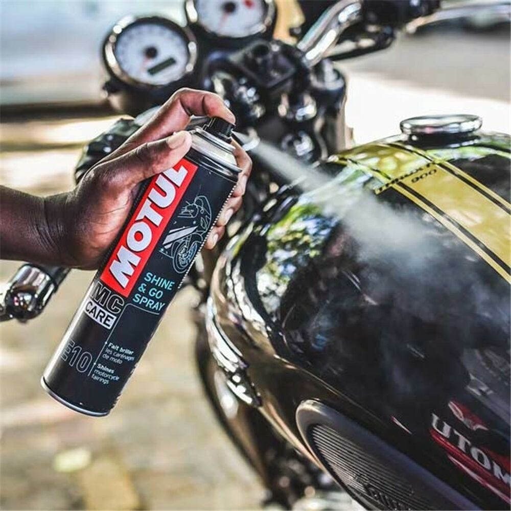 Silikonglanzreiniger für Motorräder Motul MTL103175 400 ml